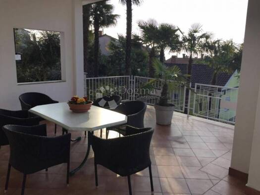 Wohnung zur Miete 660 € 2 Zimmer 45 m² 1. Geschoss Icici, Opatija - Okolica Icici, Ika