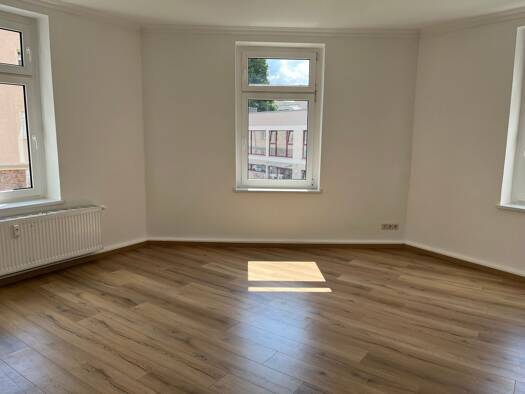 Wohnung zur Miete 695 € 3 Zimmer 97,1 m² Geschoss 1/4 frei ab sofort Schönefeld-Abtnaundorf Leipzig 04347