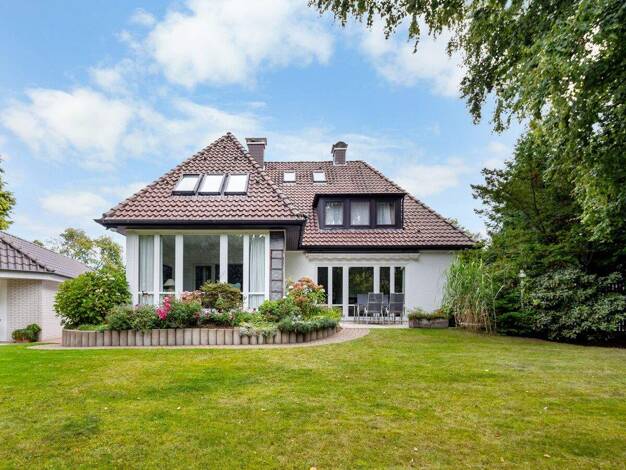 Einfamilienhaus zum Kauf 695.000 € 6 Zimmer 225 m² 1.071 m² Grundstück Stadthagen 31655