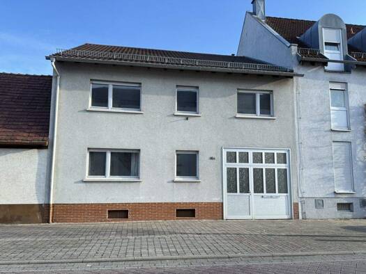 Mehrfamilienhaus zum Kauf 490.000 € 7 Zimmer 224,3 m² 414 m² Grundstück Neudorf Graben-Neudorf 76676