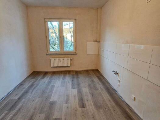 Wohnung zur Miete 666 € 3 Zimmer 89,6 m² 2. Geschoss frei ab 01.03.2026 Gitschiner Str. 70 Hochfeld Duisburg 47053