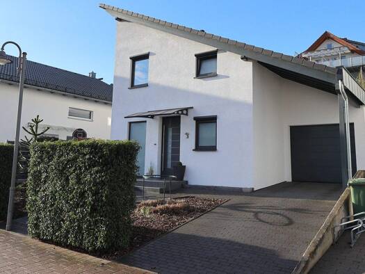 Einfamilienhaus zum Kauf 625.000 € 4,5 Zimmer 122,4 m² 382 m² Grundstück frei ab 01.07.2026 Wilferdingen Remchingen 75196