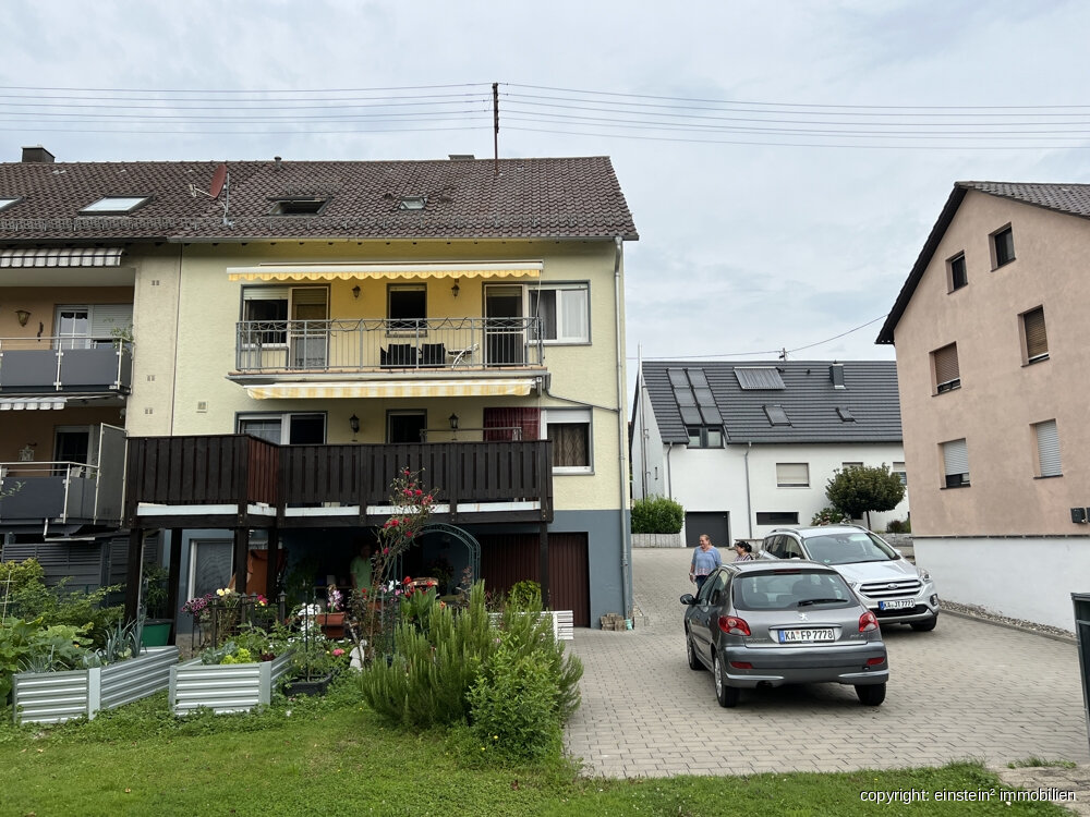 Mehrfamilienhaus zum Kauf 699.000 € 9 Zimmer 214 m²<br/>Wohnfläche 652 m²<br/>Grundstück Langensteinbach Karlsbad / Langensteinbach 76307