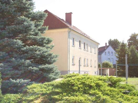 Wohnung zur Miete 350 € 3 Zimmer 70 m² 1. Geschoss frei ab sofort Albrechtstraße 36 Zeitz 06712