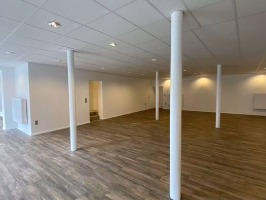 Laden zur Miete 990 € 150 m² Verkaufsfläche Venedig Nabburg 92507