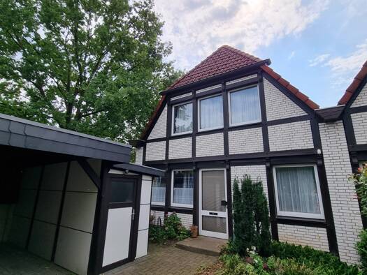 Doppelhaushälfte zum Kauf 270.000 € 4 Zimmer 107 m² 262 m² Grundstück Bad Iburg 49186