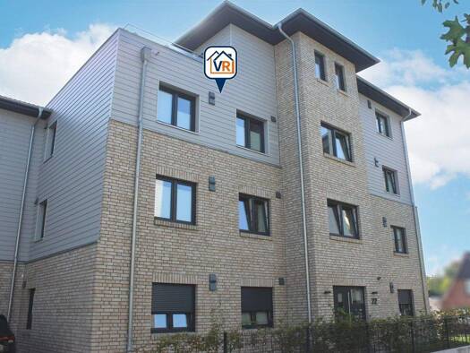 Wohnung zur Miete 1.070 € 3 Zimmer 89 m² frei ab 01.04.2026 Heide 25746