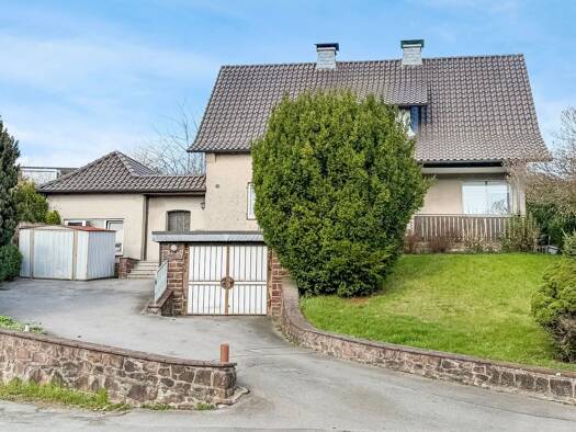Mehrfamilienhaus zum Kauf 195.000 € 6 Zimmer 130 m² 1.167 m² Grundstück Bösingfeld Extertal 32699