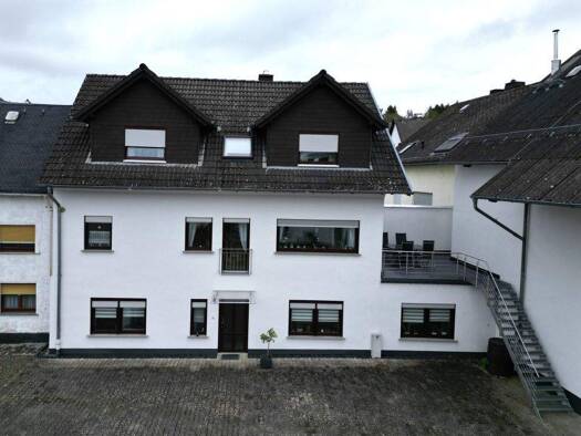 Einfamilienhaus zum Kauf 650.000 € 7 Zimmer 189 m² 3.219 m² Grundstück Werschau Brechen 65611