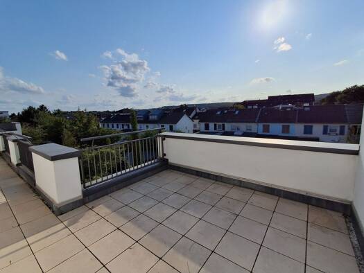 Penthouse zur Miete 1.850 € 3 Zimmer 95 m² 3. Geschoss frei ab sofort Hofheim Hofheim am Taunus 65719
