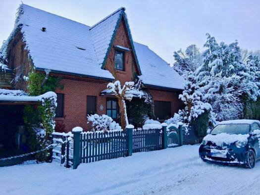 Einfamilienhaus zum Kauf provisionsfrei 949.000 € 177 m² 450 m² Grundstück frei ab sofort Eidelstedt Hamburg 22523