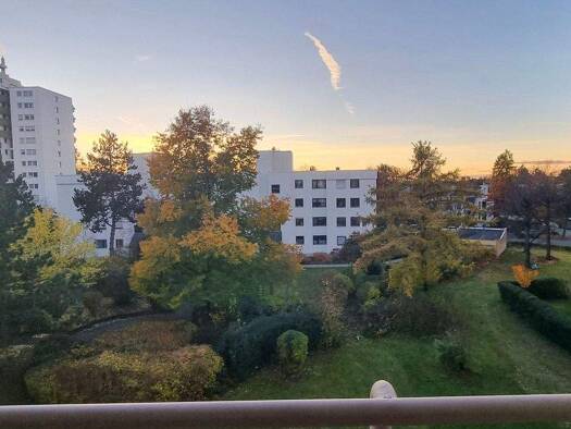 Wohnung zum Kauf 350.000 € 2 Zimmer 61,1 m² 3. Geschoss Aubing-Lochhausen-Langwied München 81243