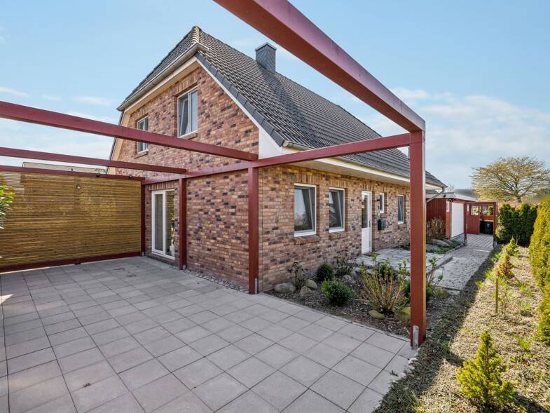 Einfamilienhaus zum Kauf 590.000 € 6 Zimmer 162,5 m² 821 m² Grundstück frei ab 31.12.2025 Fahrdorf 24857