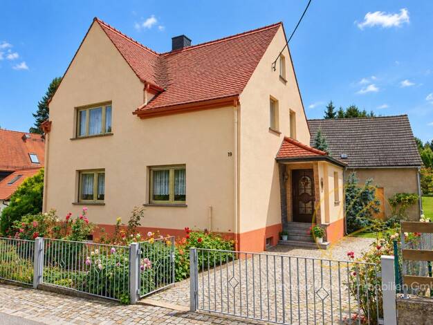 Einfamilienhaus zum Kauf 180.000 € 3 Zimmer 110 m² 930 m² Grundstück Hauswalde Großröhrsdorf 01900