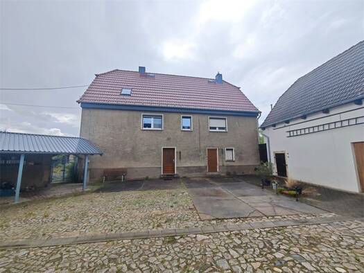 Bauernhaus zum Kauf 190.000 € 9 Zimmer 145 m² 2.650 m² Grundstück Niedermuschütz Diera-Zehren 01665