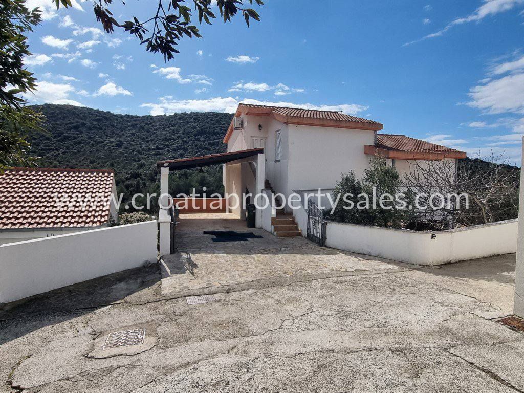 Haus zum Kauf 625.000 € 5 Zimmer 145 m²<br/>Wohnfläche Trogir