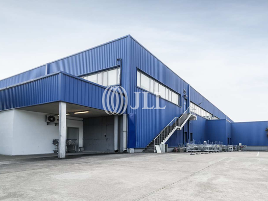 Lagerhalle zur Miete 11.500 m² Lagerfläche teilbar ab 5.000 m² Hohenbrunn 85662