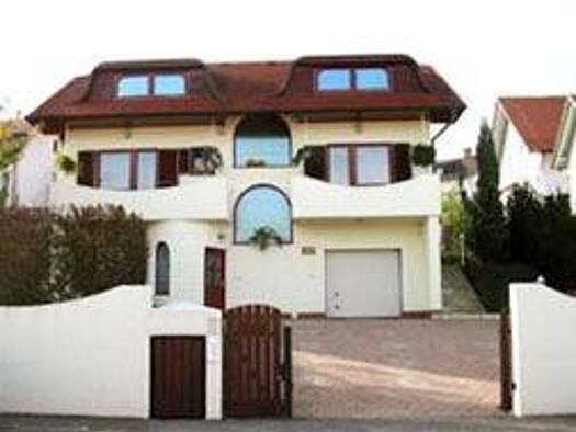 Einfamilienhaus zum Kauf 460.000 € 6 Zimmer 520 m² 893 m² Grundstück Limbus 2341