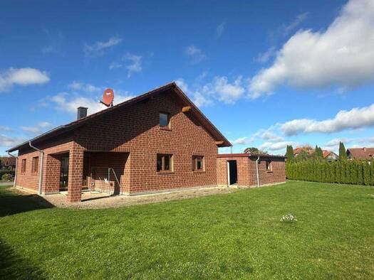 Einfamilienhaus zum Kauf 349.000 € 4 Zimmer 118 m² 899 m² Grundstück Vasbeck Diemelsee-Vasbeck 34519