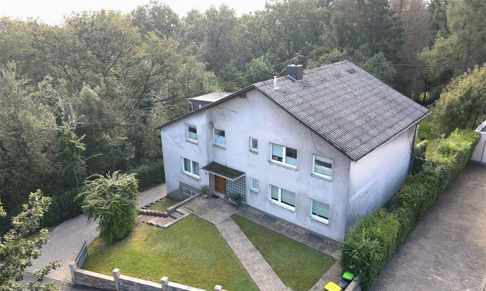 Mehrfamilienhaus zum Kauf 385.000 € 9 Zimmer 286,4 m²<br/>Wohnfläche 2.598 m²<br/>Grundstück Innenstadt Neunkirchen 66538