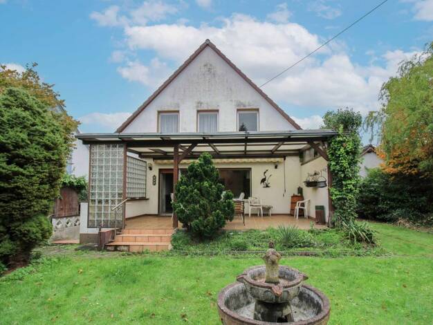 Sonstiges zum Kauf als Kapitalanlage geeignet 599.000 € 7 Zimmer 170 m² 960,1 m² Grundstück Esch/Auweiler Köln 50765