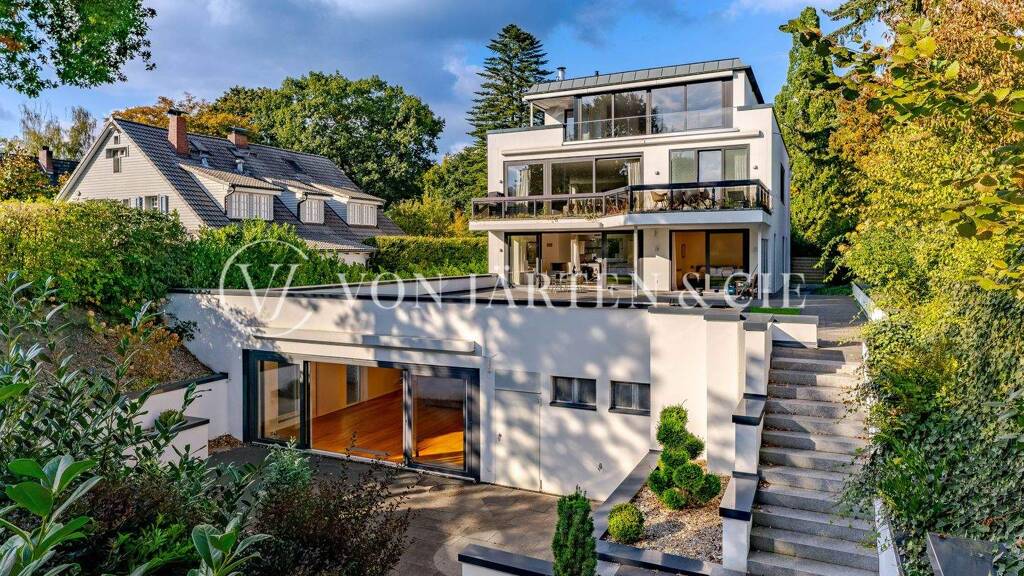 HAUS IM HAUS - LUXURIÖSE GARTEN-MAISONETTE IN HAMBURG-OTHMARSCHEN