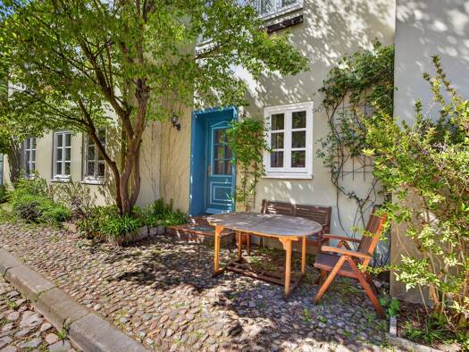 Mehrfamilienhaus zum Kauf 585.000 € 4 Zimmer 103,6 m² 134 m² Grundstück frei ab 01.12.2026 Altstadt Lüneburg 21335