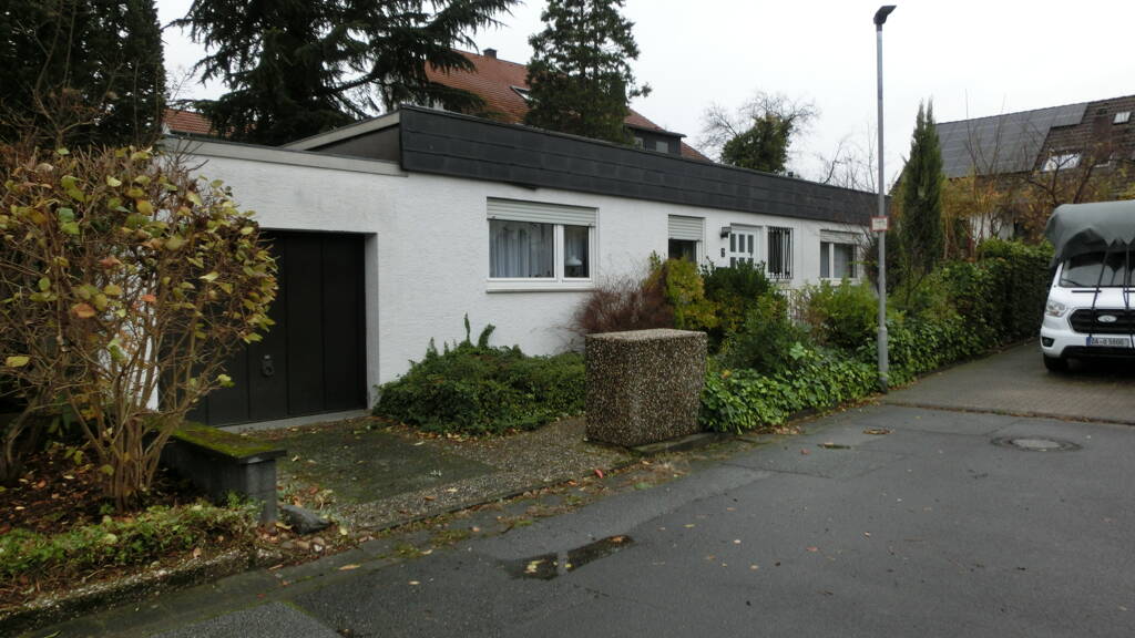 Haus zum Kauf 609.000 € 7 Zimmer 257 m² 417 m² Grundstück frei ab sofort Seeheim Seeheim-Jugenheim 64342