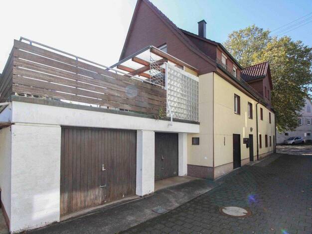 Mehrfamilienhaus zum Kauf als Kapitalanlage geeignet 398.000 € 9,5 Zimmer 154,2 m² 355 m² Grundstück Heumaden Stuttgart 70619