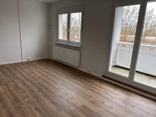 Wohnung zur Miete 356 € 3 Zimmer 57,8 m² 1. Geschoss Erhard-Hübener-Straße 34 Silberhöhe Halle (Saale) 06132