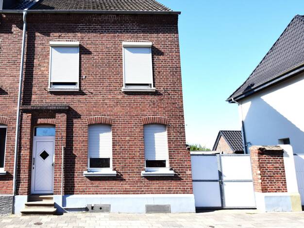 Doppelhaushälfte zum Kauf 229.000 € 5 Zimmer 83 m² 283 m² Grundstück Holzheim Neuss 41472