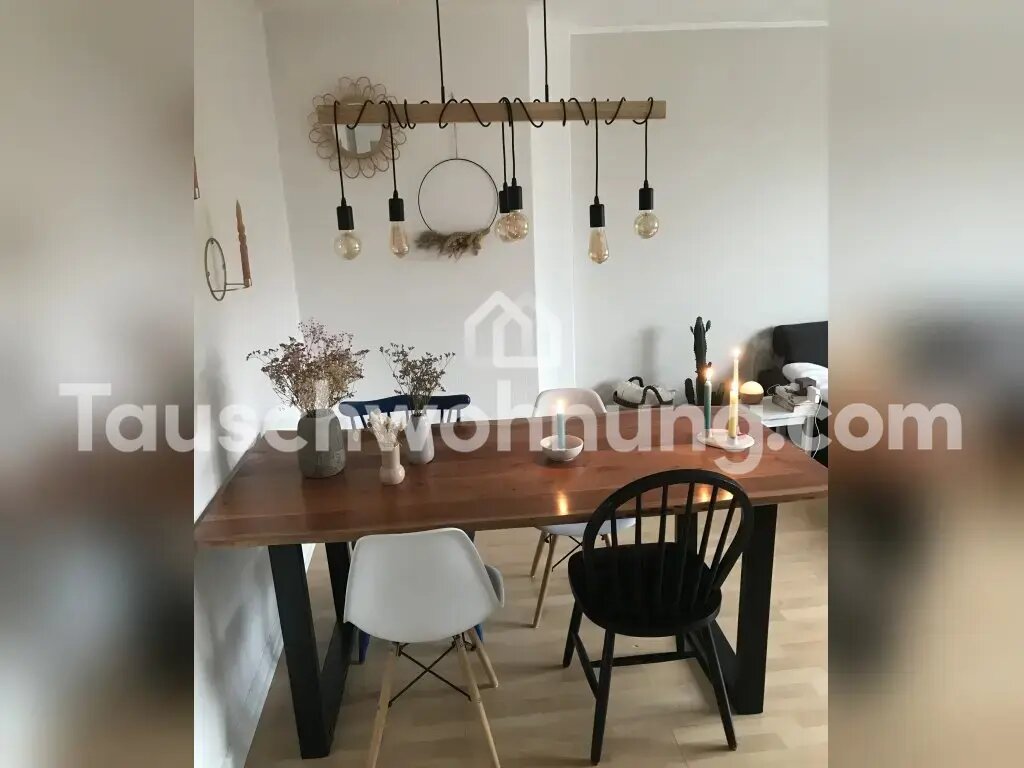 Wohnung zur Miete 695 € 2,5 Zimmer 84 m²<br/>Wohnfläche 2.<br/>Geschoss Damperhof Kiel 24103