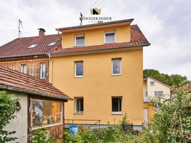 Doppelhaushälfte zum Kauf 276.000 € 8 Zimmer 119 m² 306 m² Grundstück Hechingen Hechingen 72379