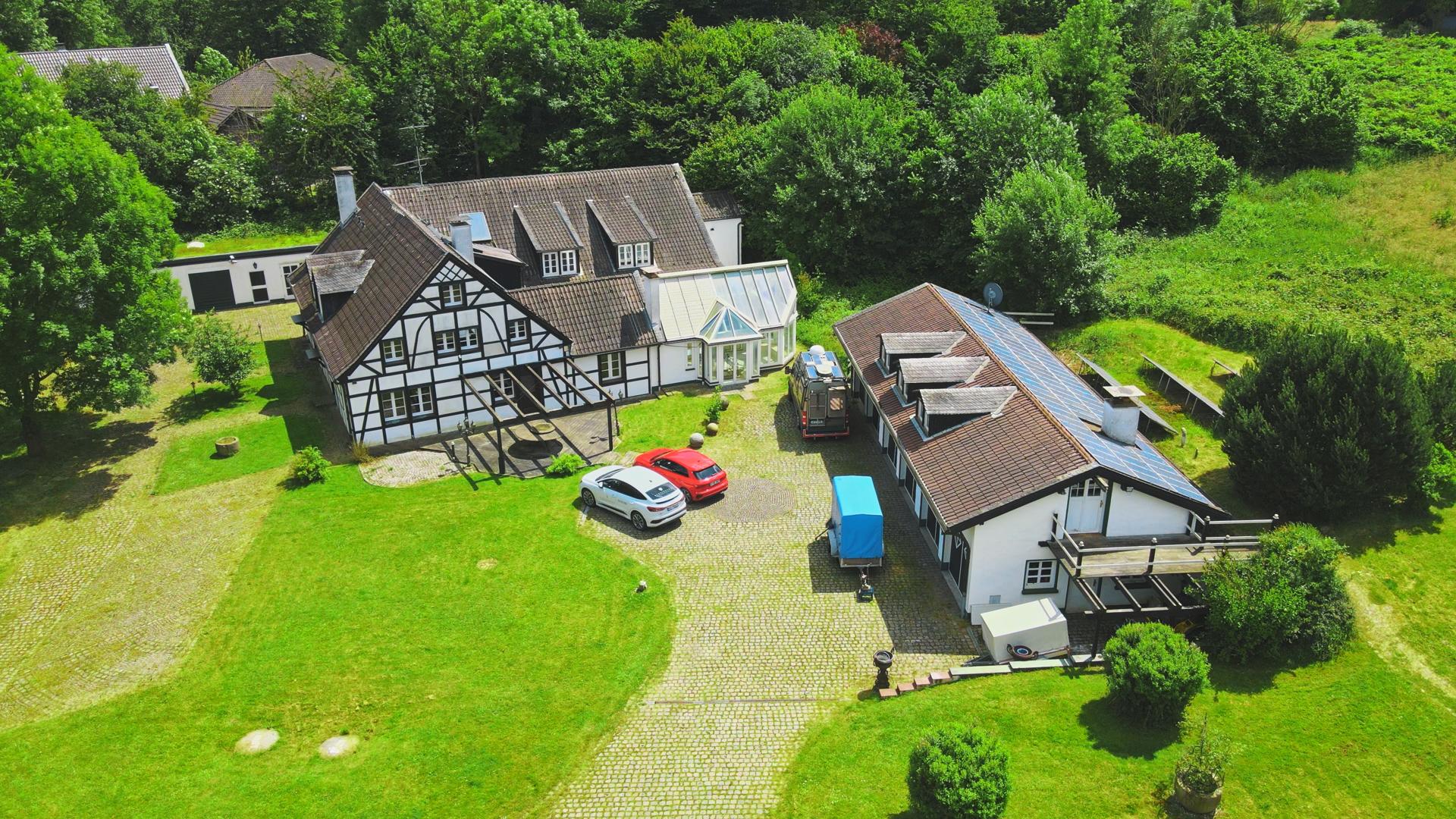 Einfamilienhaus zum Kauf 2.900.000 € 20 Zimmer 550 m²<br/>Wohnfläche 49.717 m²<br/>Grundstück Holthausen - Nord Mülheim 45470