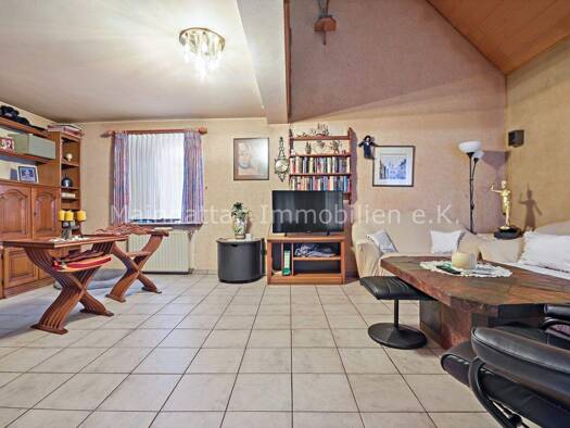 Einfamilienhaus zum Kauf 665.000 € 7 Zimmer 201 m² 208 m² Grundstück Kirdorf Bad Homburg vor der Höhe 61350