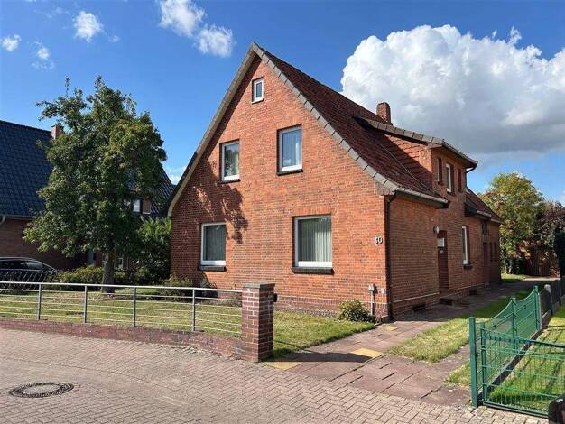Einfamilienhaus zum Kauf 238.000 € 5 Zimmer 143 m² 1.384 m² Grundstück frei ab sofort Stolzenau Stolzenau , Weser 31592