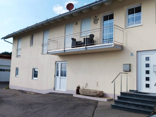 Einfamilienhaus zur Miete 1.000 € 5 Zimmer 155 m² 900 m² Grundstück Böbrach 94255