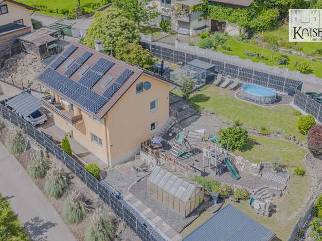 Einfamilienhaus zum Kauf 639.000 € 8 Zimmer 222,3 m² 923 m² Grundstück Kirchstraße 2 Dossenbach Schwörstadt 79739