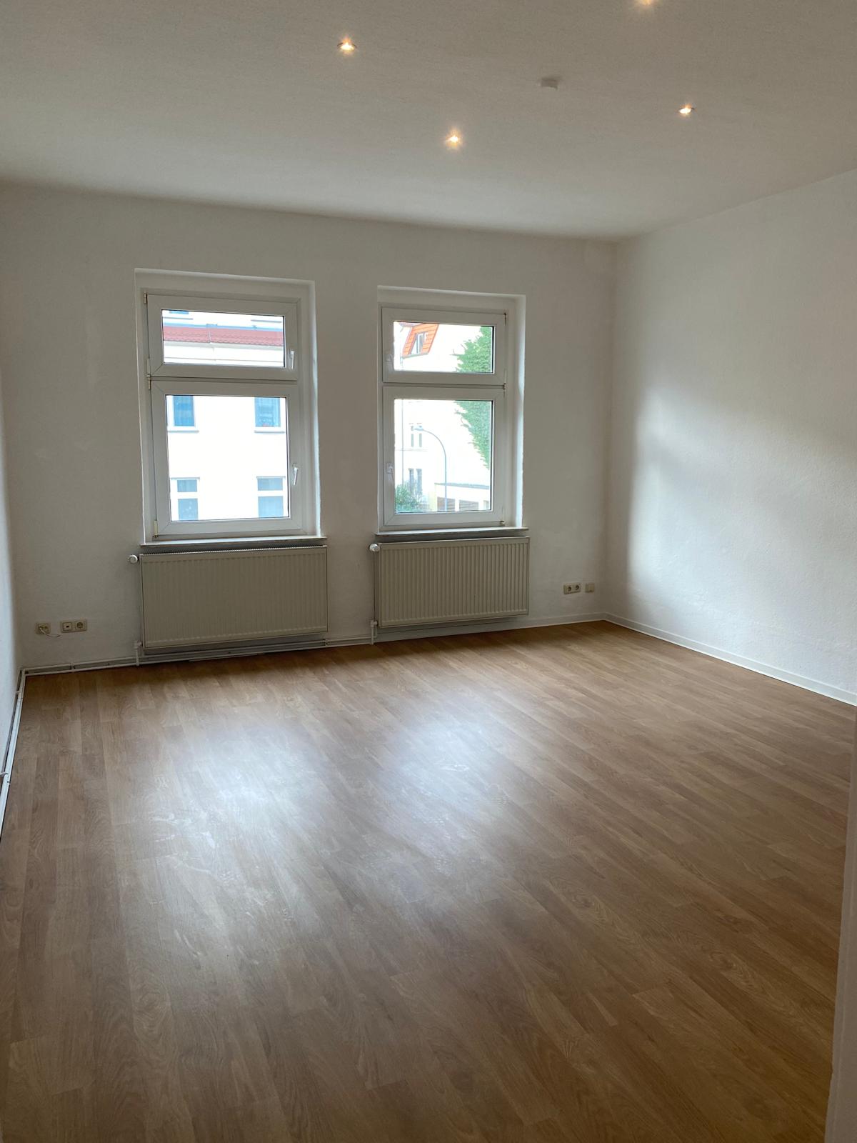 Wohnung zur Miete 514 € 3 Zimmer 79 m²<br/>Wohnfläche 2.<br/>Geschoss ab sofort<br/>Verfügbarkeit Virchowstraße 15 Zeitz Zeitz 06712