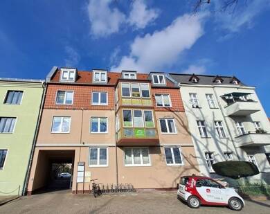 Wohnung zur Miete 750 € 3 Zimmer 94 m² Dachgeschoss frei ab sofort Gertrud-Piter-Platz 3 Altstadt Brandenburg an der Havel 14770