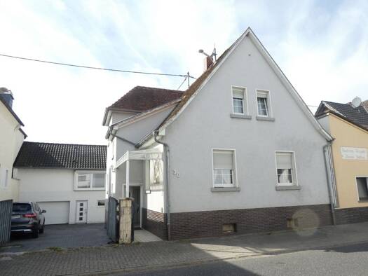 Einfamilienhaus zum Kauf 385.000 € 4 Zimmer 135 m² 280 m² Grundstück Hainchen Limeshain 63694