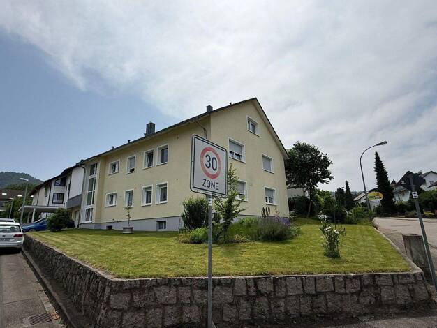 Wohnung zum Kauf provisionsfrei 439.000 € 4 Zimmer 117 m² EG Ringstraße 5 Zell-Weierbach Offenburg 77654