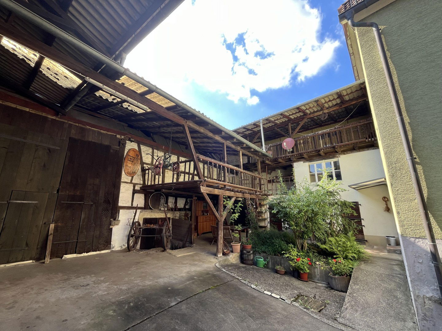 Bauernhaus zum Kauf provisionsfrei 240.000 € 4 Zimmer 132 m²<br/>Wohnfläche 489 m²<br/>Grundstück 01.03.2025<br/>Verfügbarkeit Sulzfeld Sulzfeld 75056