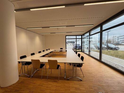 Bürofläche zur Miete - Erstbezug provisionsfrei 16,50 € 3 Zimmer 250 m² Bürofläche teilbar von 62 m² bis 110 m² Talhof Gilching 82205