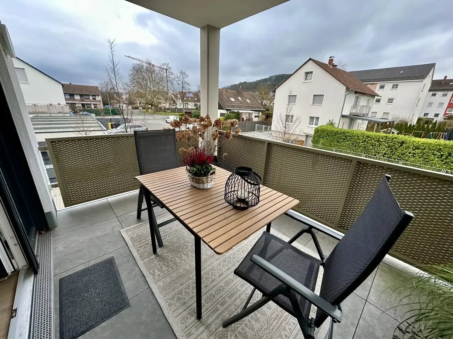 Wohnung zur Miete 700 € 4 Zimmer 103 m²<br/>Wohnfläche ab sofort<br/>Verfügbarkeit Mittlauer Weg 6a Meerholz Gelnhausen 63571