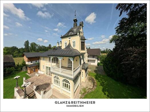 Einfamilienhaus zum Kauf 20.950.000 € 26 Zimmer 1.105,6 m² 101.921 m² Grundstück Happing Rosenheim 83026