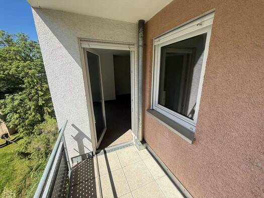 Studio zur Miete 340 € 1 Zimmer 43,9 m² 3. Geschoss frei ab sofort Clausstraße 27 Gablenz Gablenz 09126