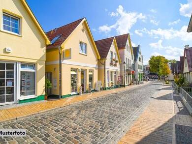 Mehrfamilienhaus zum Kauf 76.000 € 1 Zimmer 297 m² 259 m² Grundstück Forst-Stadt Forst (Lausitz) 03149
