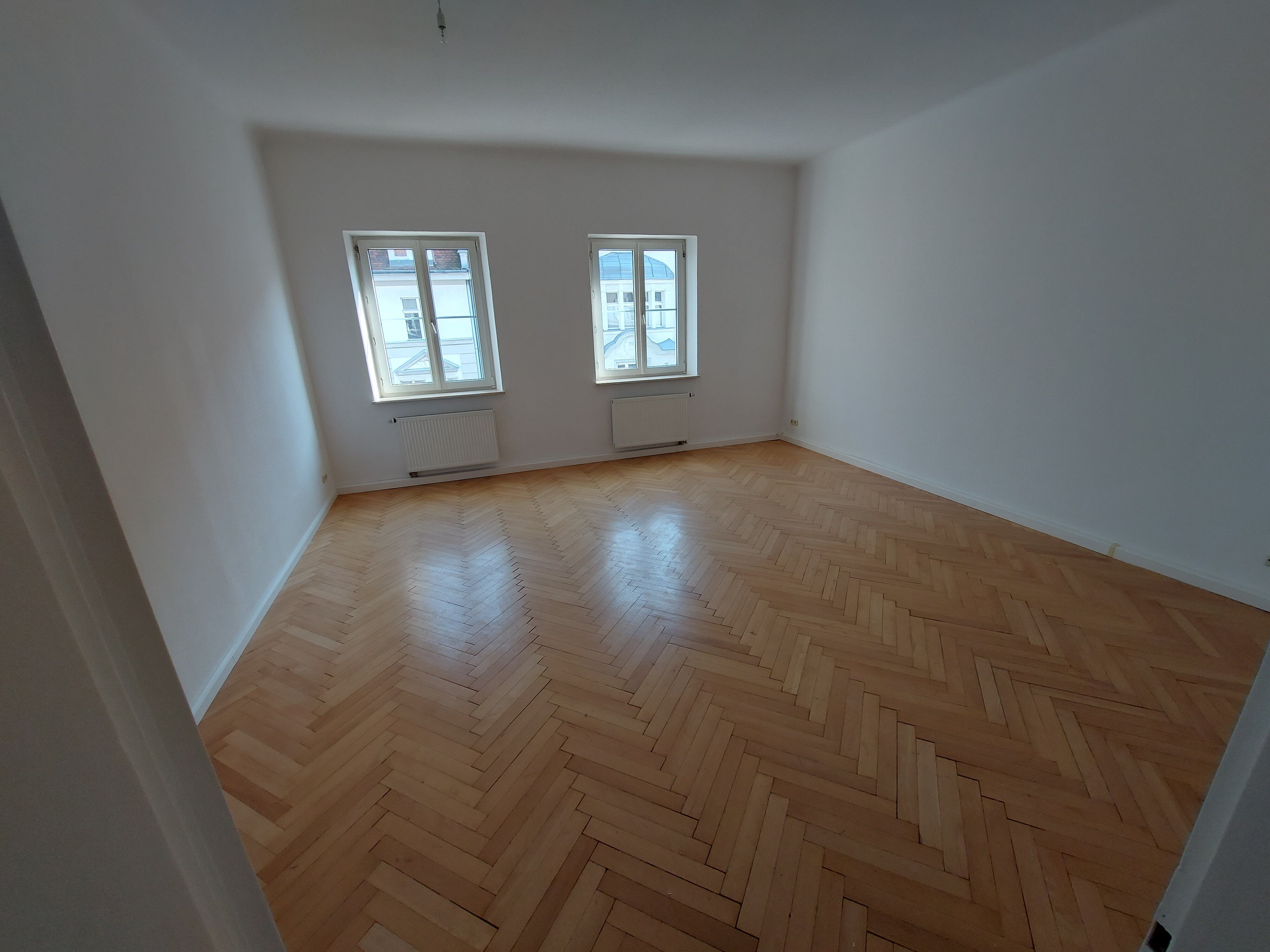 Wohnung zur Miete 1.080 € 3 Zimmer 100,2 m²<br/>Wohnfläche 3.<br/>Geschoss ab sofort<br/>Verfügbarkeit Wölfelstr. 3-5 City Bayreuth 95444