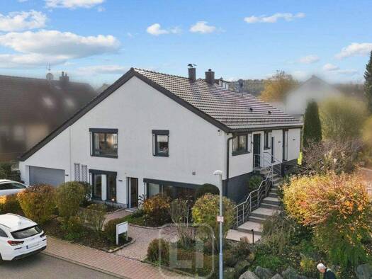 Einfamilienhaus zum Kauf 849.000 € 7 Zimmer 209,8 m² 578 m² Grundstück Lehningen Tiefenbronn 75233